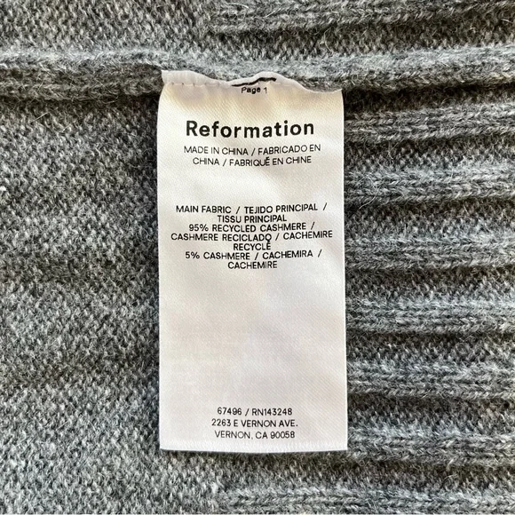 Reformation Dulce 100% Cashmere V-neck Sweater in Thunder Size S - Picture 5 of 10